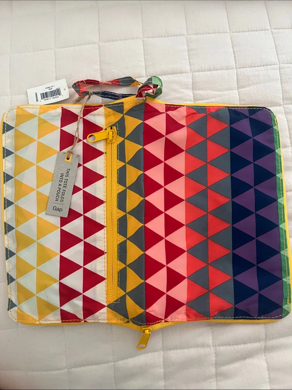 Gap Multicolor Triangle Print Wristlet Pouch - Rainbow